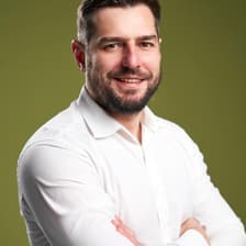 Profile picture for Leonard Alexandru