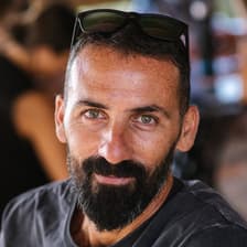 Profile picture for Saar Gil