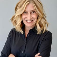 Profile picture for Julanne Schiffer