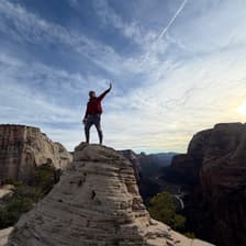 Profile picture for Yiming Zhang