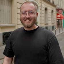 Profile picture for Loïc Guillebeau