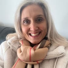 Profile picture for Susy Azevedo