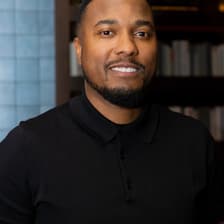 Profile picture for Michael Lee