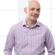Profile picture for Ian Stirling