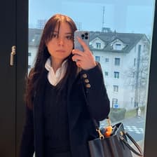 Profile picture for Ana Daniele