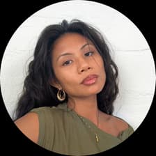 Profile picture for Loraine Saupan