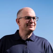 Profile picture for Simon Martinelli