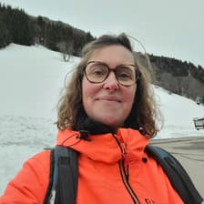 Profile picture for Stéphanie