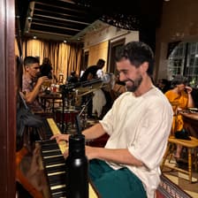 Profile picture for LuceroMusica (LuceroMusicx)