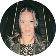 Profile picture for Lauren Perry- Carrera