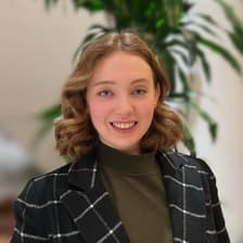 Profile picture for Elle Monaghan