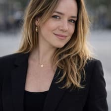 Profile picture for Cécile Zizzari