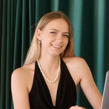 Profile picture for Julia Averkina