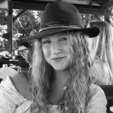 Profile picture for Nadia Tomasini