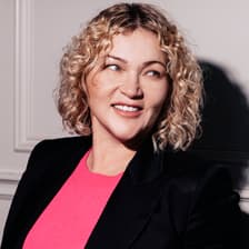 Profile picture for Victoria Kirk