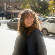 Profile picture for Clara Nevins