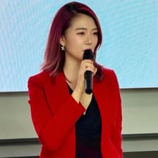 Profile picture for Sarah Song