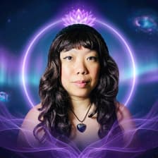 Profile picture for Crissy ☀️🐈