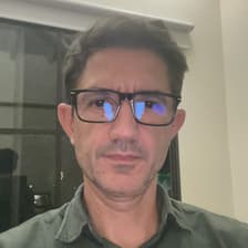 Profile picture for Carlos Henao
