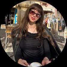Profile picture for Caroline