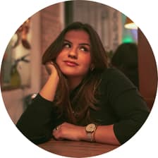 Profile picture for Ester Lugão