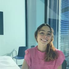 Profile picture for Victoria Volman Martinez