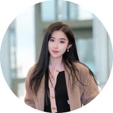 Profile picture for Lucia