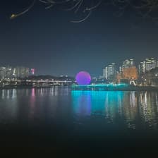 Profile picture for Eding Yi