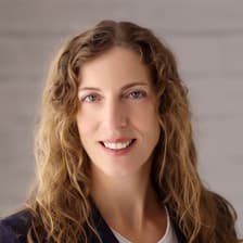 Profile picture for Jennifer Boger