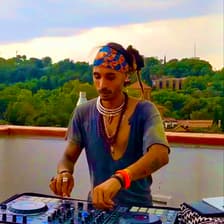 Profile picture for Mina Kam