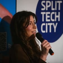 Profile picture for Lucija Curavić Lončarić