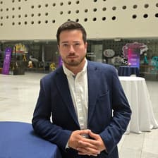 Profile picture for Julio Hofflinger