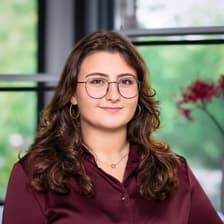 Profile picture for Mary De Albergaria 