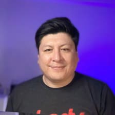 Profile picture for Erik Porroa