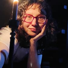 Profile picture for Xandra Sunglim Burns