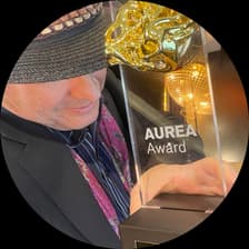 Profile picture for Julian Reyes