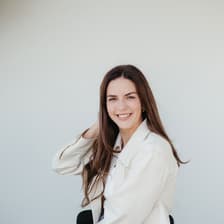 Profile picture for Andrea Barr