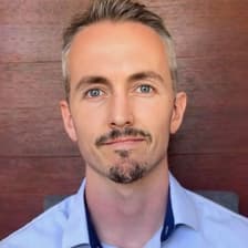 Profile picture for Simon Courtney