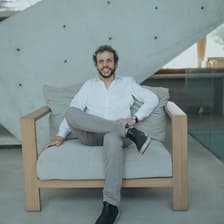 Profile picture for Henrique de Resende Mendonça