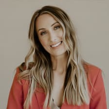 Profile picture for Melanie Lee