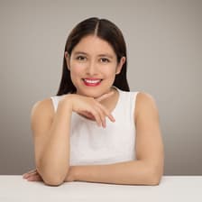 Profile picture for Mirna Ampuero