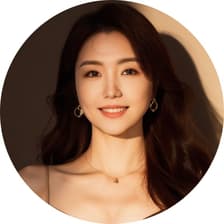 Profile picture for Elaine Yang