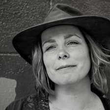 Profile picture for Jes Raymond