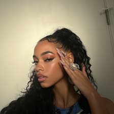 Profile picture for Daisy Oh