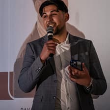 Profile picture for TCHIIING MÉDIA