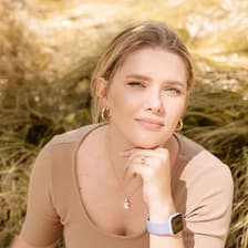 Profile picture for Dasha Kichuk