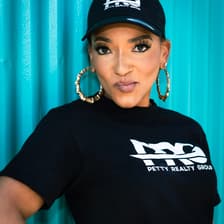 Profile picture for Martinique Petty