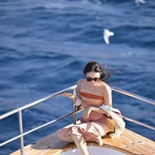 Profile picture for Chloe Xue