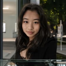 Profile picture for Emily Leson