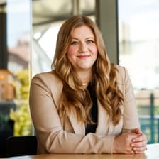 Profile picture for julia waneka